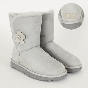 NWT - UGG Bailey Button Puppy Boots - Grey Violet🧦✨